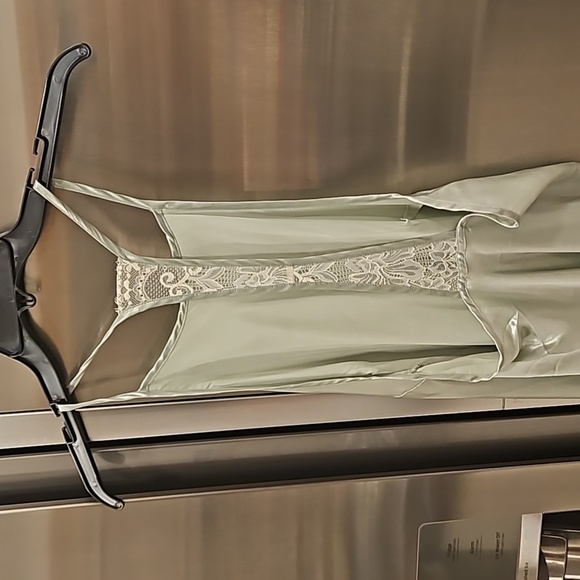 💕FREE PEOPLE💕 Sunset Shimmer Satin Midi Slipdress ~ Light Green Medium NWT - Picture 12 of 14